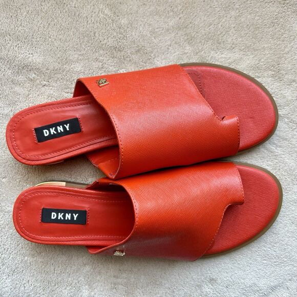 DKNY Daz Red Orange Leather Slide Sandals Women 9 M Toe Loop Casual Resort - Picture 8 of 16